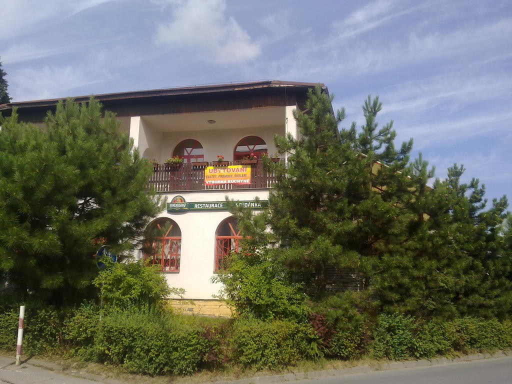Studanka Hotel Orlova Ngoại thất bức ảnh